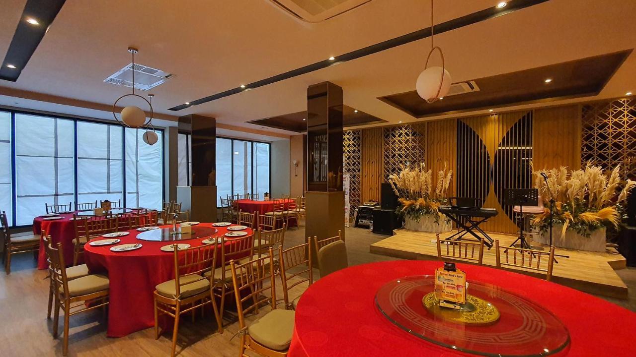 Classie Hotel パレンバン エクステリア 写真